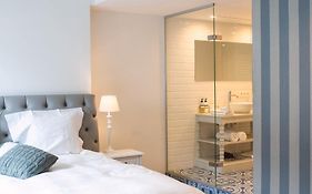 The Hamptons Boutique Hotel